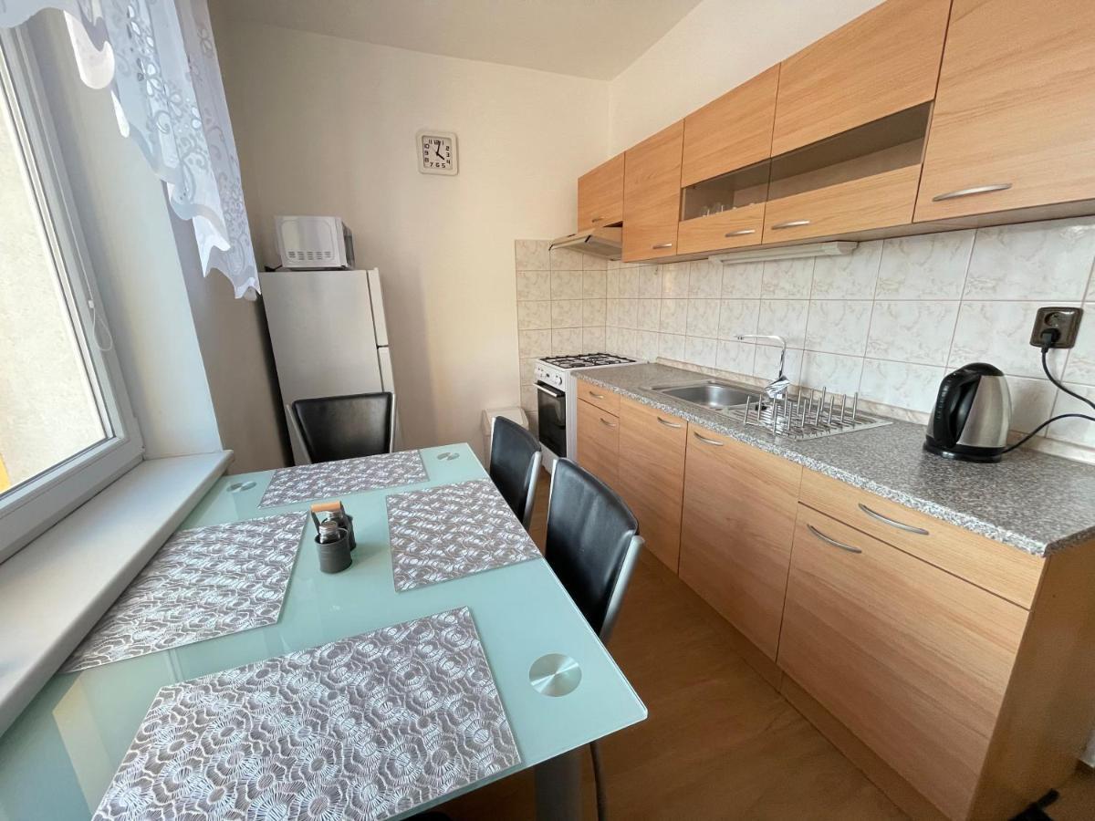 Apartman Jnj Velkomoravska Όλομουτς Εξωτερικό φωτογραφία