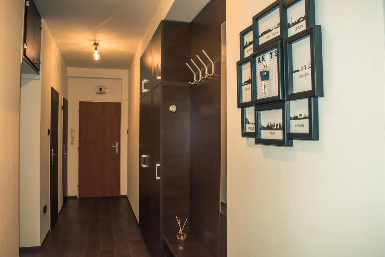 Apartman Jnj Velkomoravska Όλομουτς Εξωτερικό φωτογραφία